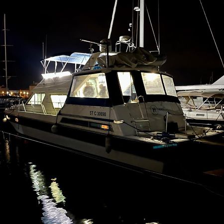 Navi Yacht A Sete, 2 A 8 Couchages, Privatif Hotel Eksteriør billede