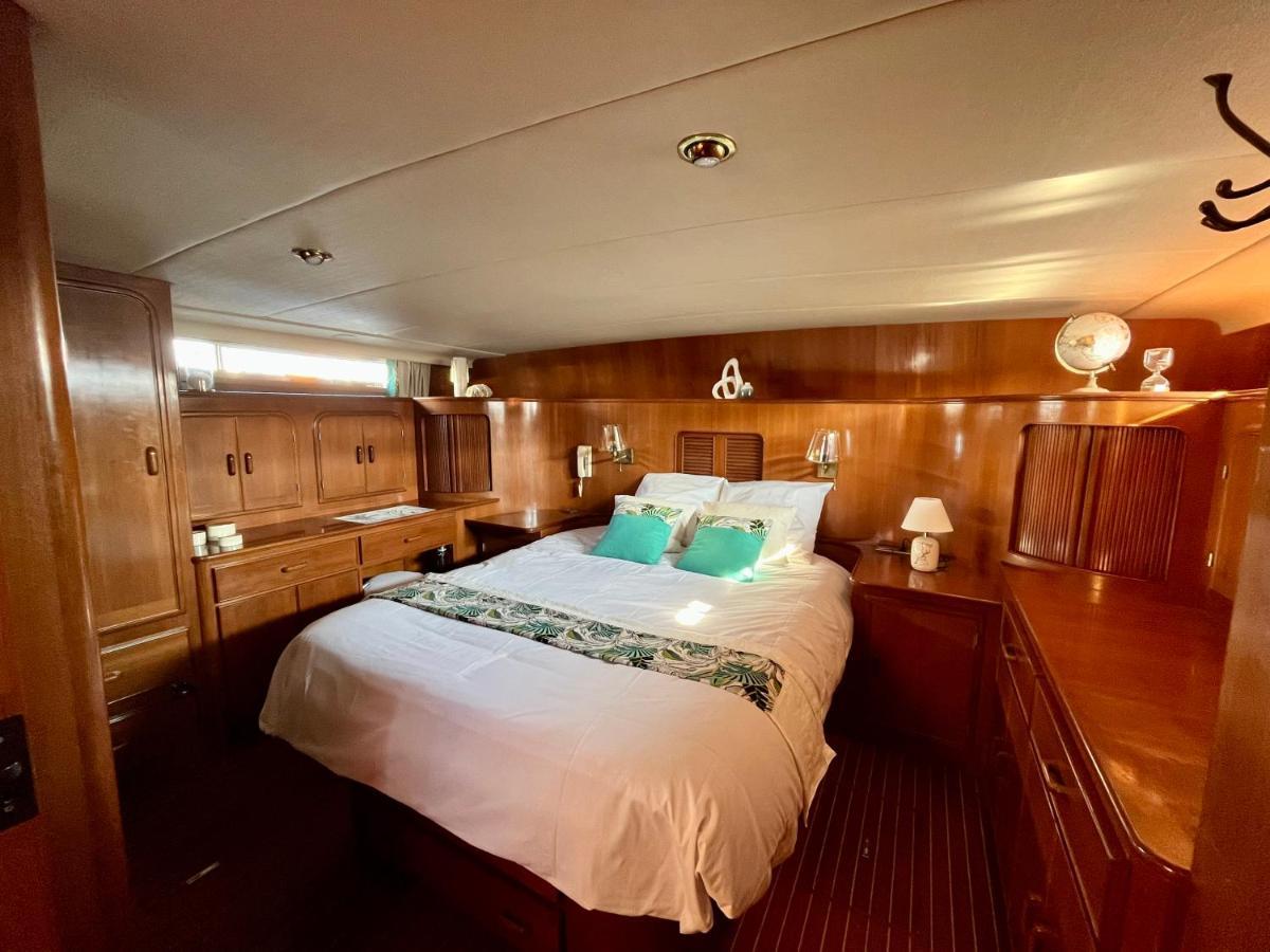 Navi Yacht A Sete, 2 A 8 Couchages, Privatif Hotel Eksteriør billede