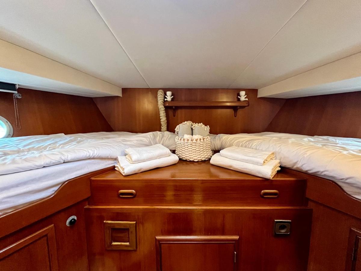 Navi Yacht A Sete, 2 A 8 Couchages, Privatif Hotel Eksteriør billede