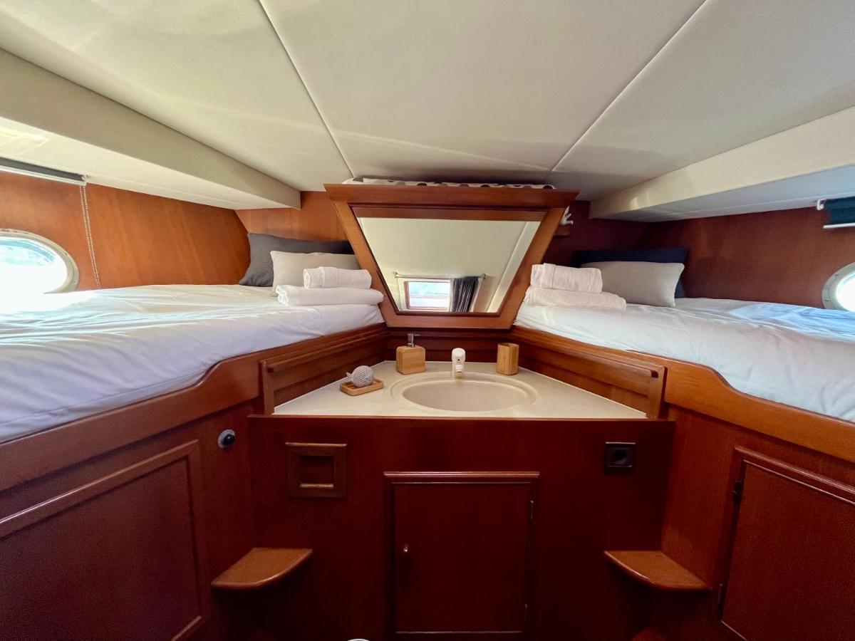 Navi Yacht A Sete, 2 A 8 Couchages, Privatif Hotel Eksteriør billede