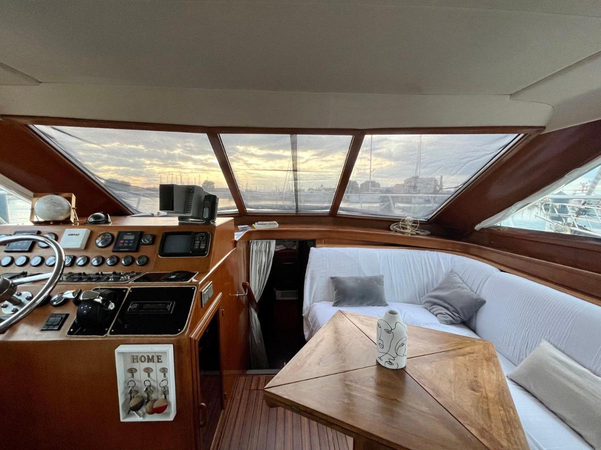 Navi Yacht A Sete, 2 A 8 Couchages, Privatif Hotel Eksteriør billede