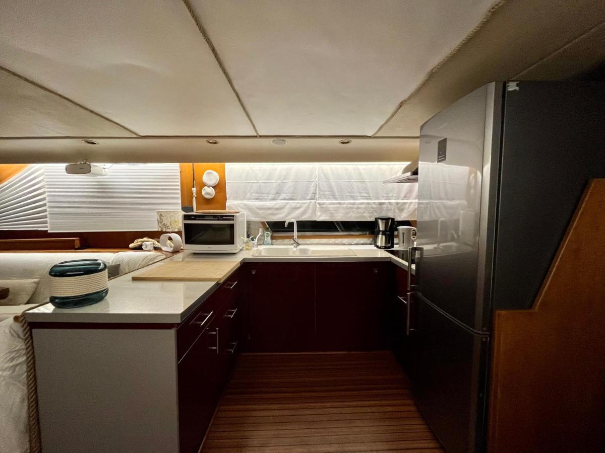 Navi Yacht A Sete, 2 A 8 Couchages, Privatif Hotel Eksteriør billede