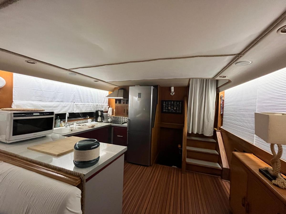 Navi Yacht A Sete, 2 A 8 Couchages, Privatif Hotel Eksteriør billede