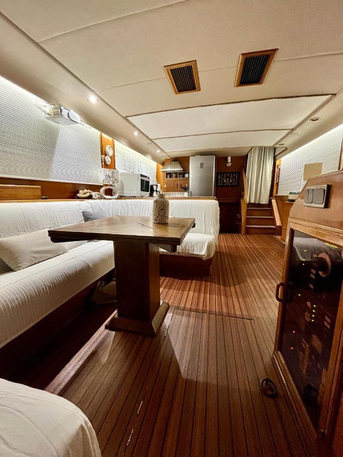 Navi Yacht A Sete, 2 A 8 Couchages, Privatif Hotel Eksteriør billede